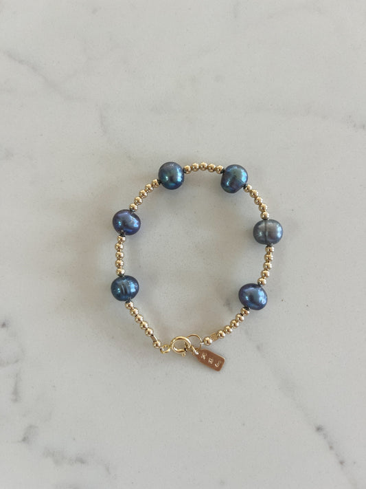 KR Luxe Black Pearl Bracelet