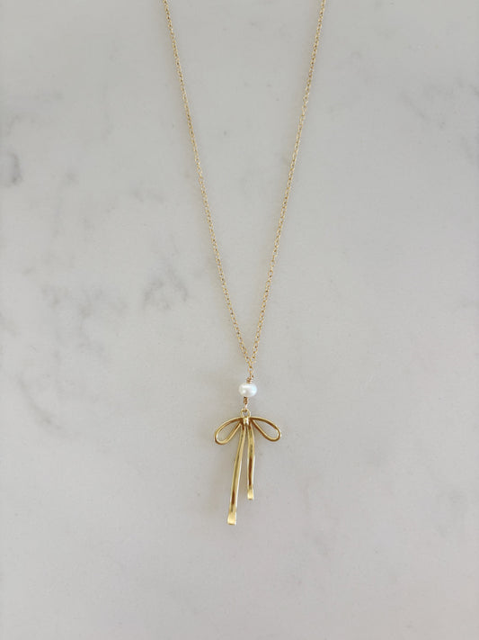 Pearl Ribbon Necklace