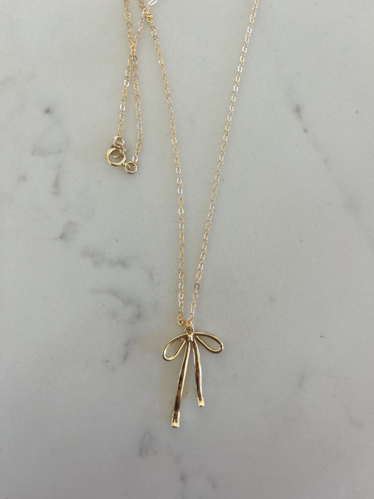 Ribbon Necklace