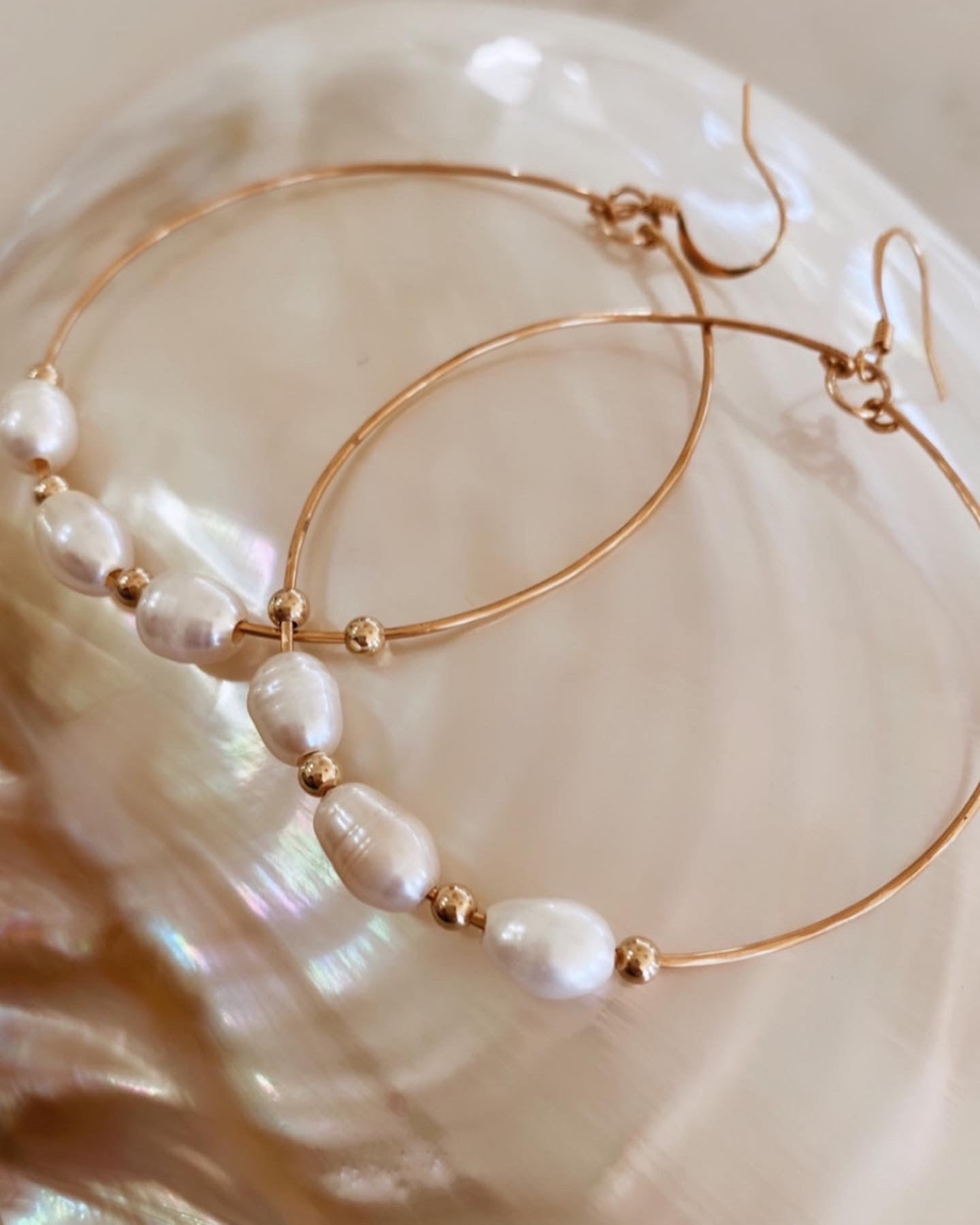 KR Pearl Hoops