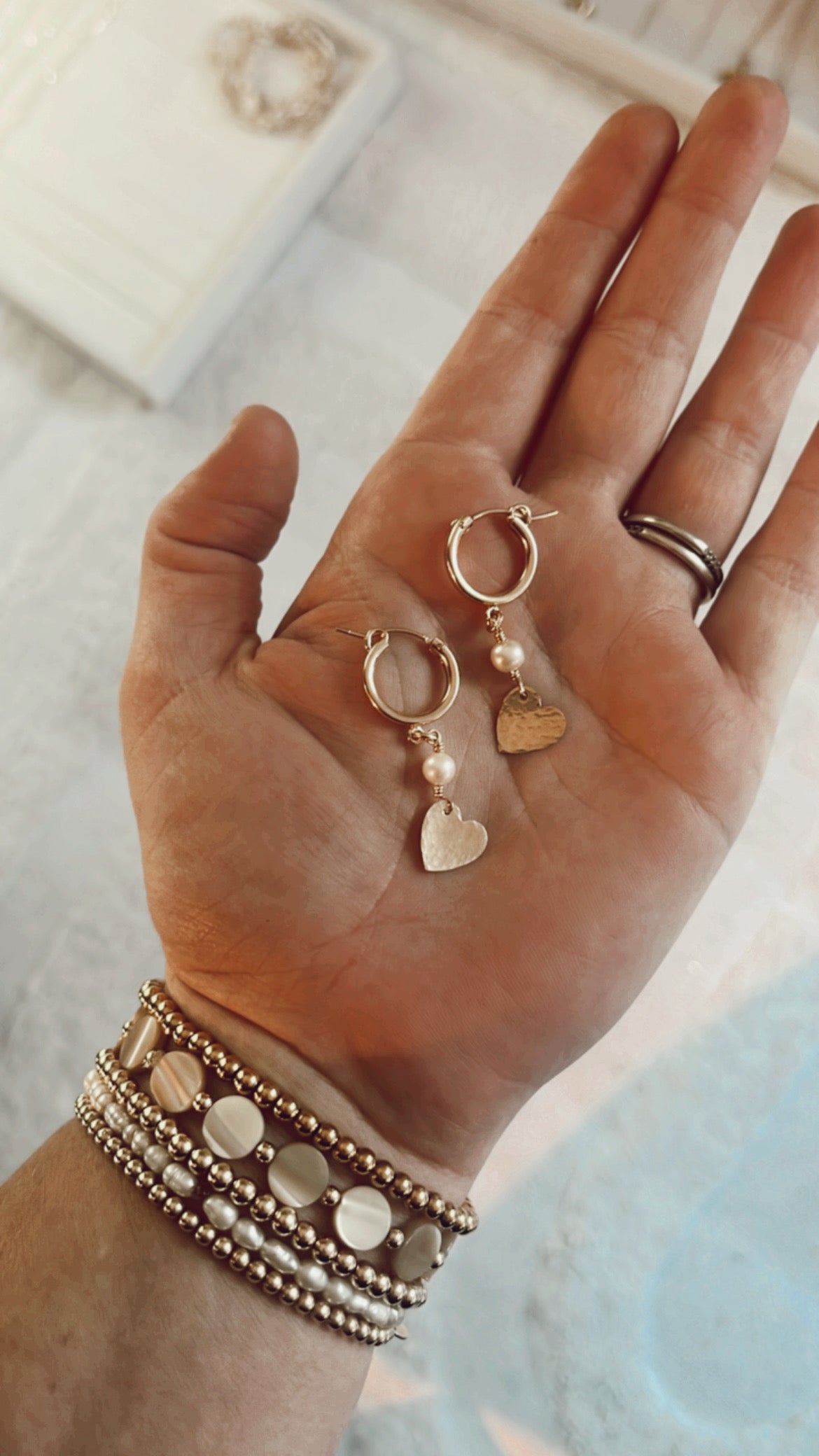 LUXE Huggie Hearts