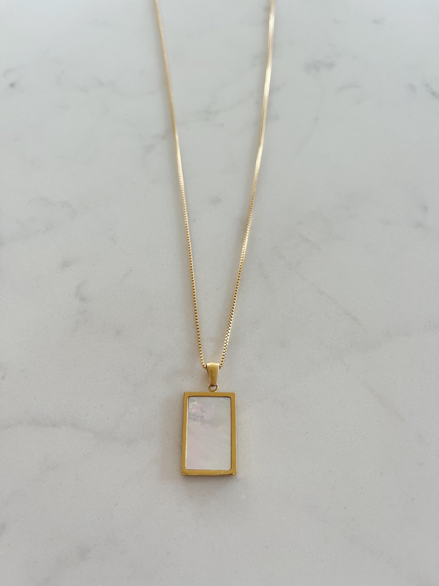 LUXE Pearl Medallion