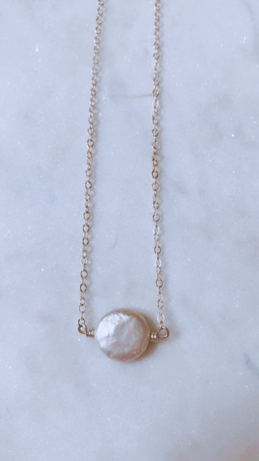 Simple White Pearl Necklace