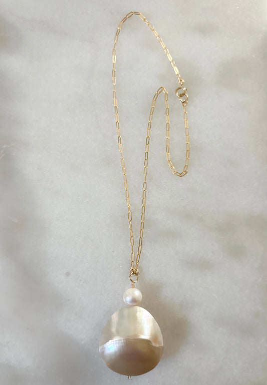 Puffy Coin Shell Necklace