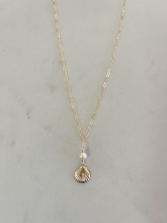 Clam Shell Pearl Necklace