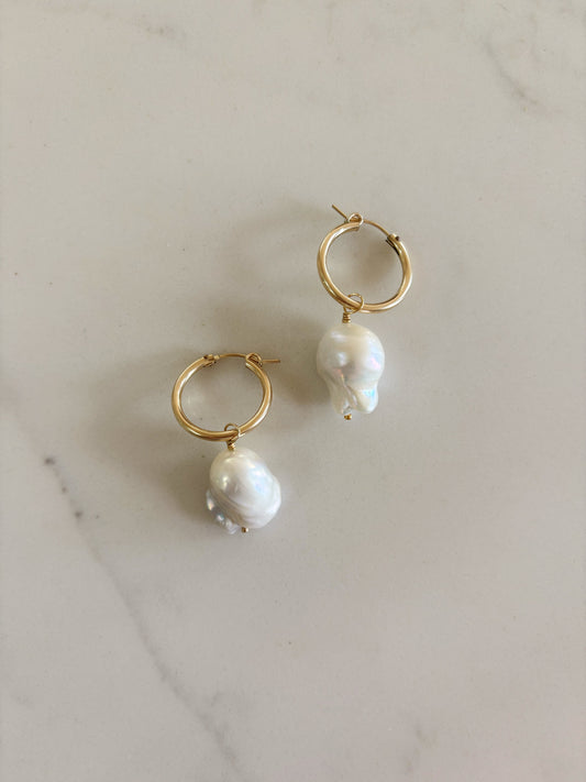 KR Luxe Pearl Earrings