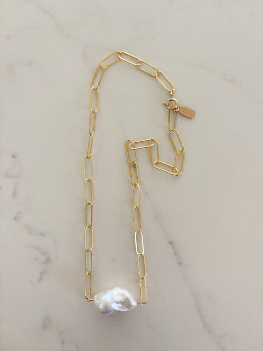 Chunky Luxe Pearl Necklace