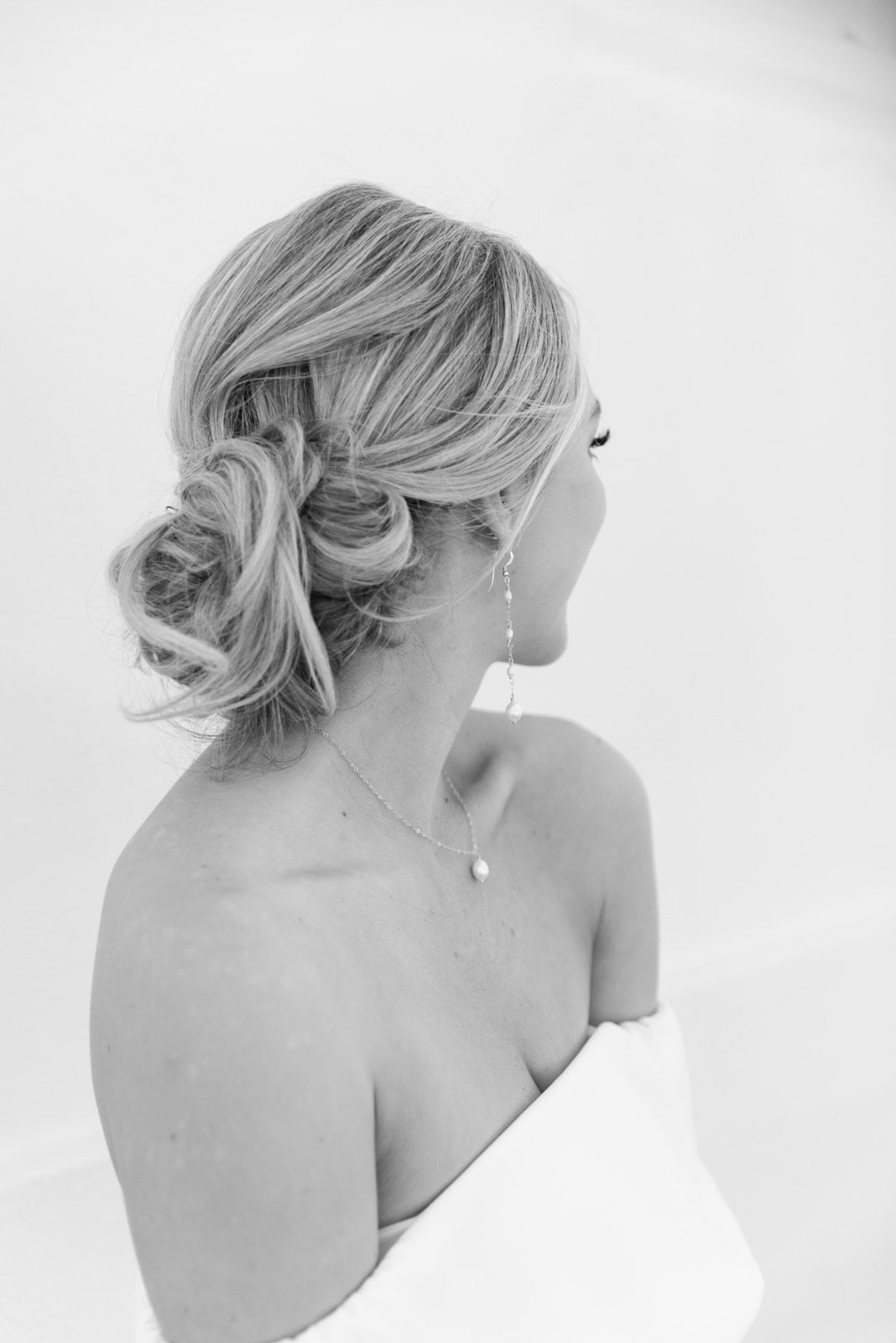 Classic Pearl Necklace