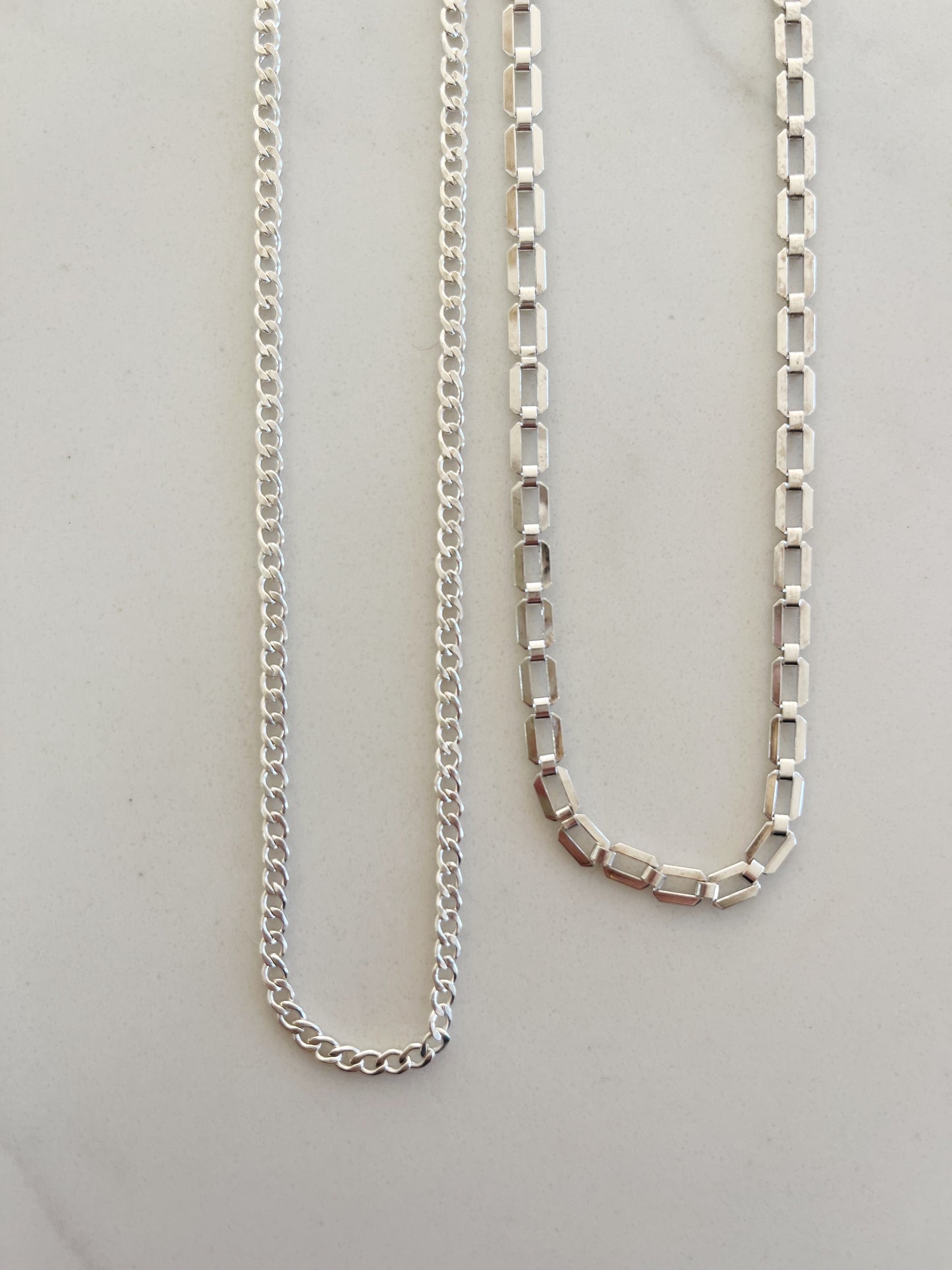 KR Slender Luxe Chain Necklace