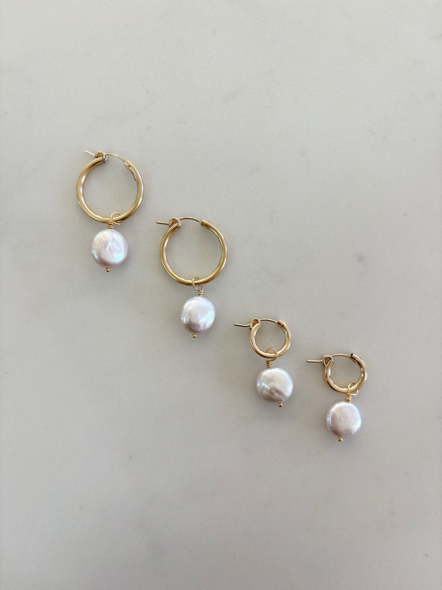 Medium Huggie Coin Pearls