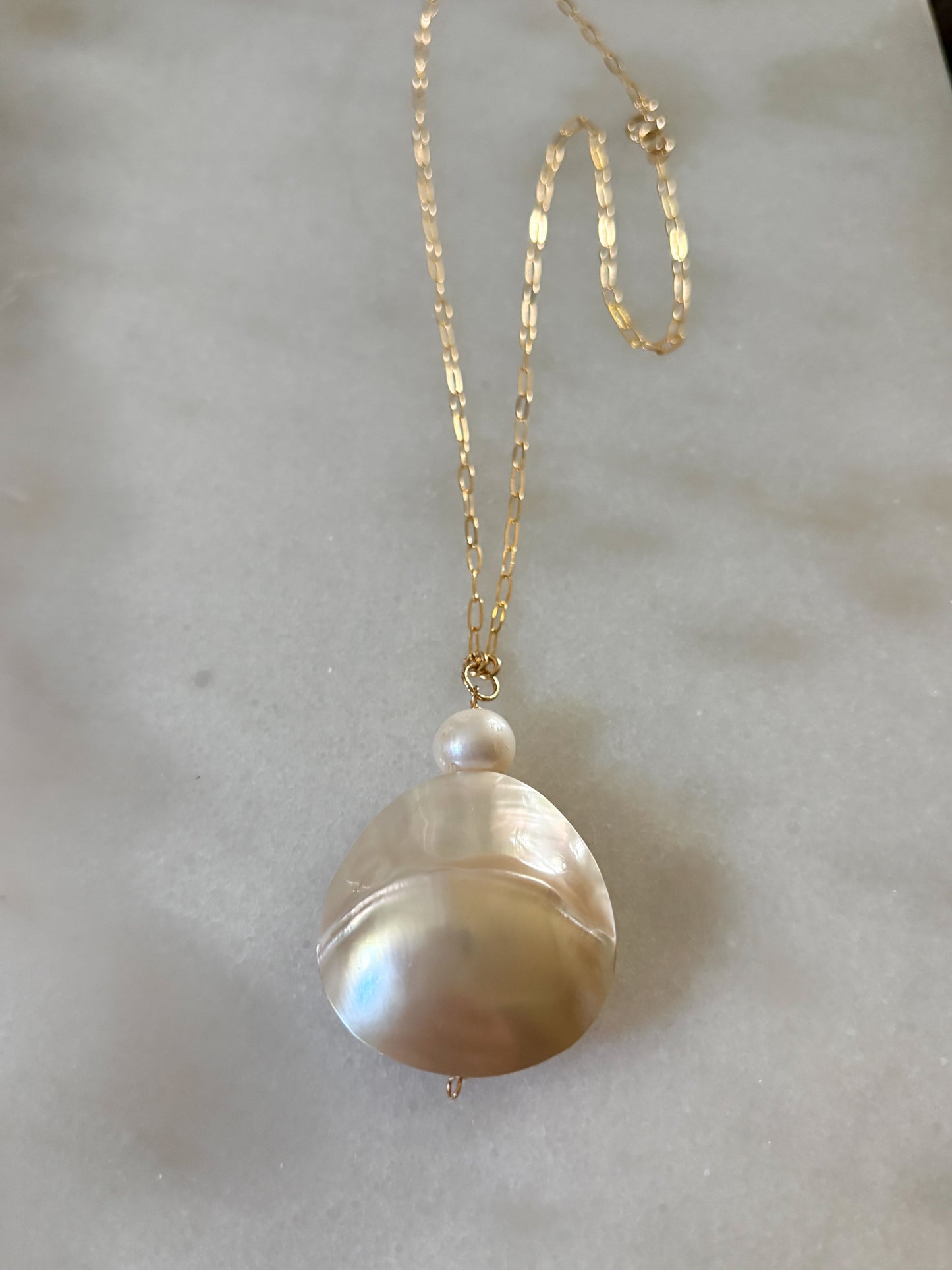 Puffy Coin Shell Necklace