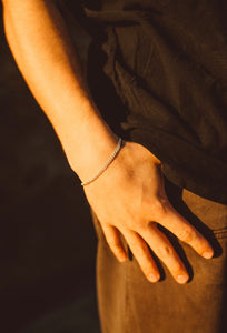 KR Slender Luxe Chain Bracelet