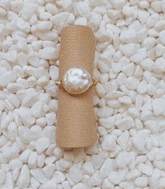 Large Coin Pearl Ring