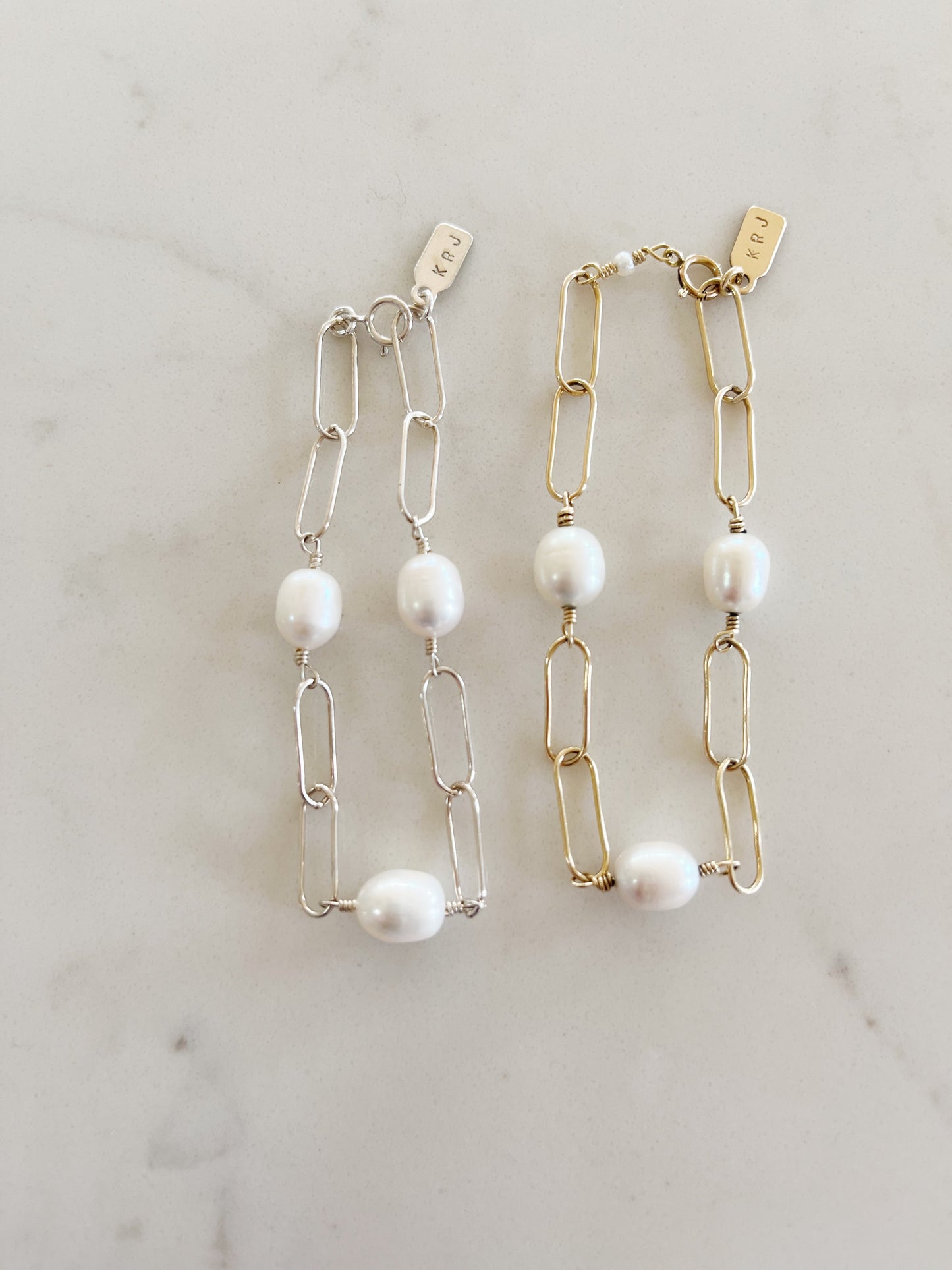 KR Paperclip Pearl Bracelet