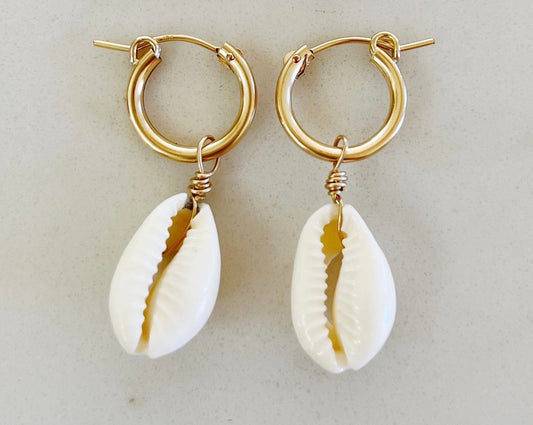 Cowrie Huggies
