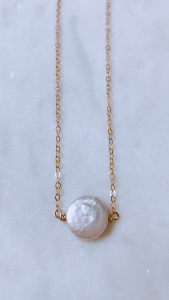 Simple White Pearl Necklace