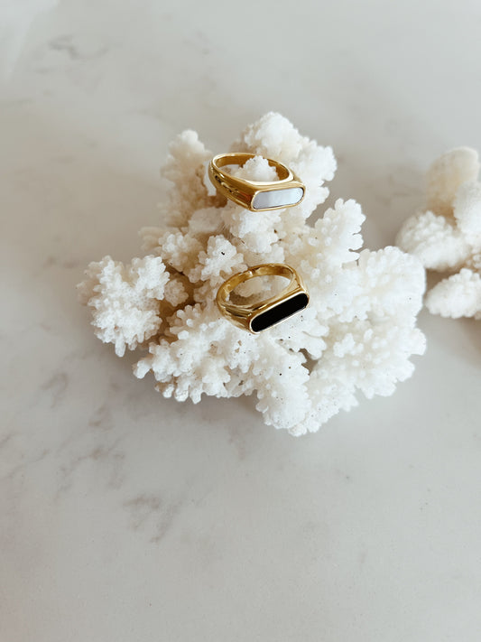 KR Signet Ring
